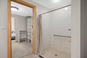 212 N 1st St, Minneapolis, MN 55401 - Photo 26