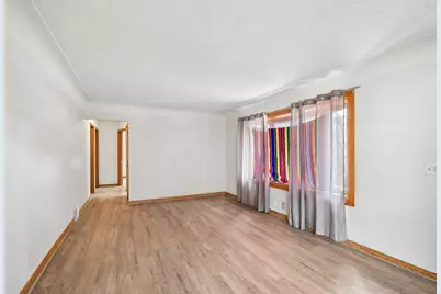 5324 Emerson Avenue N, Brooklyn Center, MN 55430 - Photo 4