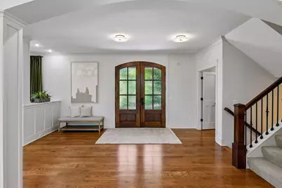 6671 Amberwood Lane, Chanhassen, MN 55317 - Photo 4