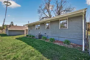 6842 Drew Ave N, Brooklyn Center, MN 55429 - Photo 30