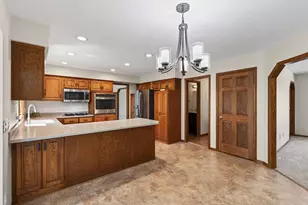8809 Inverness Terrace, Brooklyn Park, MN 55443 - Photo 10