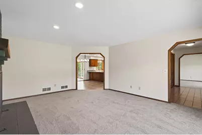 8809 Inverness Terrace, Brooklyn Park, MN 55443 - Photo 12