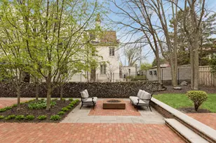 2204 W Lake of the Isles Pkwy, Minneapolis, MN 55405 - Photo 50