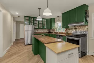 951 Washington St, Prescott, WI 54021 - Photo 6