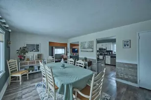329 Wyandotte Rd, Hoyt Lakes, MN 55750 - Photo 8
