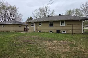 7101 Hartkopf Ln, Brooklyn Park, MN 55428 - Photo 18