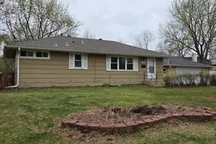 7101 Hartkopf Ln, Brooklyn Park, MN 55428 - Photo 2