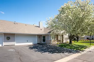8639 Prestwick Ln N, Brooklyn Park, MN 55443 - Photo 2