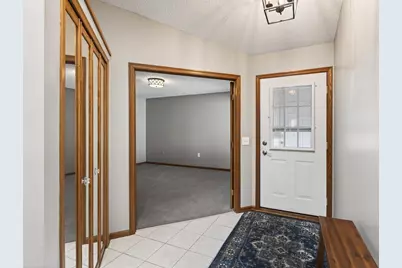 7664 Ojibway Park Draw, Woodbury, MN 55125 - Photo 6