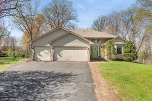 7910 Baylor St, Wyoming, MN 55092 - Photo 2