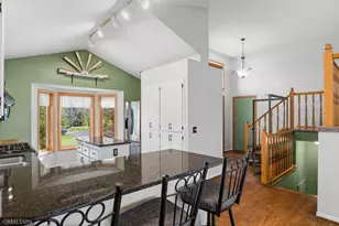 7910 Baylor St, Wyoming, MN 55092 - Photo 8