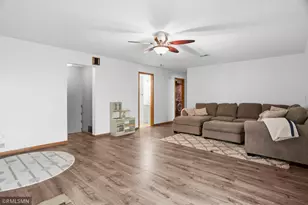 7910 Baylor St, Wyoming, MN 55092 - Photo 28