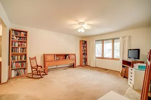 9222 Decatur Ave S, Bloomington, MN 55438 - Photo 12