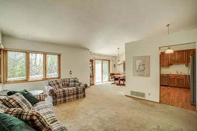 9222 Decatur Avenue S, Bloomington, MN 55438 - Photo 4