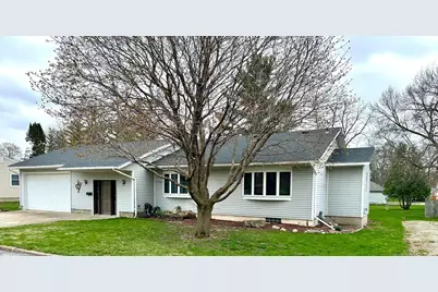 227 2nd Avenue N, Emmons, MN 56029 - Photo 2