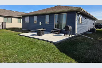 1882 18th Avenue N, Wahpeton,  58075 - Photo 6