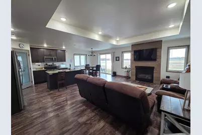 1882 18th Avenue N, Wahpeton,  58075 - Photo 12