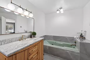 6109 27th St N, Oakdale, MN 55128 - Photo 10
