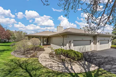 8914 Hilloway Road, Eden Prairie, MN 55347 - Photo 2