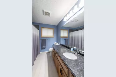 2016 84th Avenue N, Brooklyn Park, MN 55444 - Photo 8