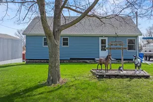 720 S Tyler St, Tyler, MN 56178 - Photo 4