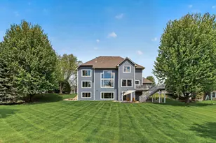 16225 49th Pl N, Plymouth, MN 55446 - Photo 8