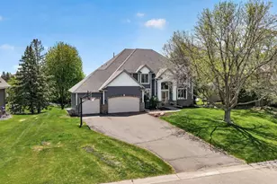 16225 49th Pl N, Plymouth, MN 55446 - Photo 1