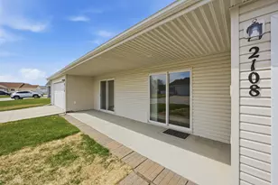 2108 57th Ave S, Fargo, ND 58104 - Photo 4