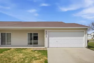 2108 57th Ave S, Fargo, ND 58104 - Photo 2