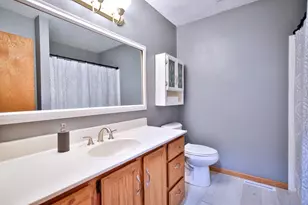 375 Arglen Dr, Owatonna, MN 55060 - Photo 14