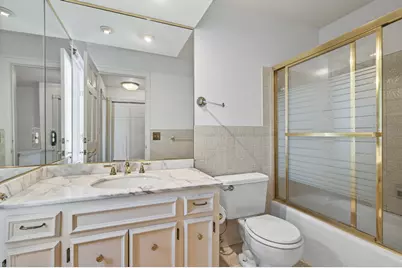 1805 Eagle Ridge Drive #4, Mendota Heights, MN 55118 - Photo 18