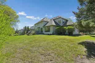 5754 Pond Dr, Shoreview, MN 55126 - Photo 40