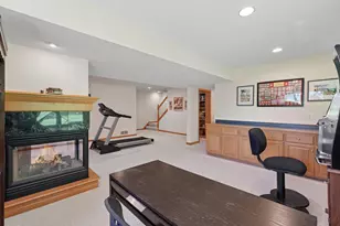 5754 Pond Dr, Shoreview, MN 55126 - Photo 36