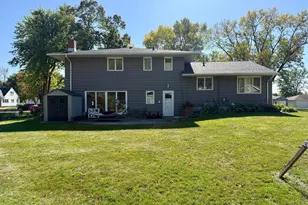 1000 W Birch Ave, Olivia, MN 56277 - Photo 4
