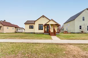 13 2nd Ave NE, Deer River, MN 56636 - Photo 2