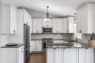 9510 Parkside Trail, Champlin, MN 55316 - Photo 8