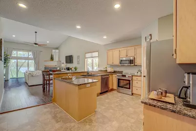 16807 Edinburg Way, Lakeville, MN 55024 - Photo 6