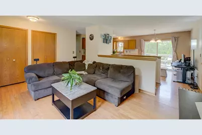 6878 Upper 28th Street N, Oakdale, MN 55128 - Photo 2