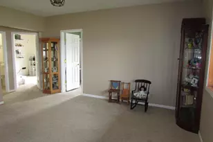 1115 Albion Ave, Fairmont, MN 56031 - Photo 8