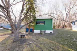 2259 Cheshire Cir, Mounds View, MN 55112 - Photo 2