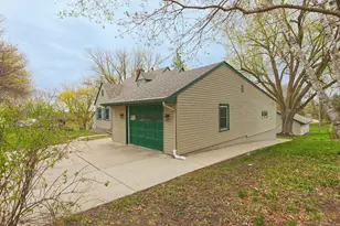 115 Lake Ave E, Winsted, MN 55395 - Photo 70