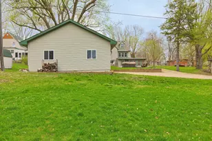 115 Lake Ave E, Winsted, MN 55395 - Photo 76