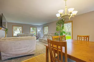 115 Lake Ave E, Winsted, MN 55395 - Photo 8