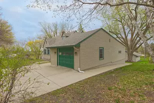 115 Lake Ave E, Winsted, MN 55395 - Photo 60