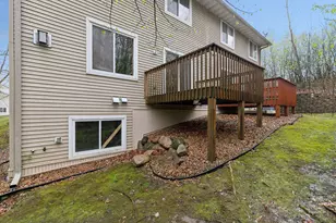 249 Pleasant Ln, Chaska, MN 55318 - Photo 22