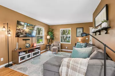 912 Woody Lane NW, Coon Rapids, MN 55448 - Photo 4