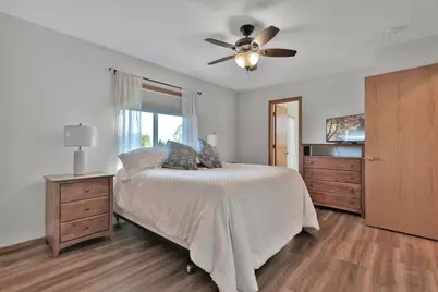 9161 N Kentucky Avenue N, Brooklyn Park, MN 55445 - Photo 48