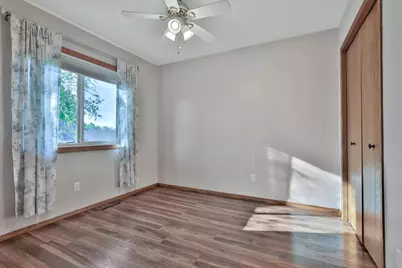 9161 N Kentucky Avenue N, Brooklyn Park, MN 55445 - Photo 44