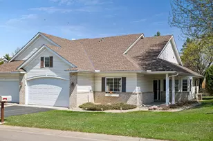 14713 Courtyard Cir, Burnsville, MN 55306 - Photo 2