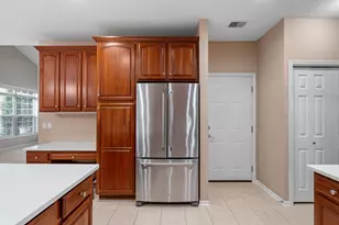 9741 Belmont Ln, Eden Prairie, MN 55347 - Photo 14